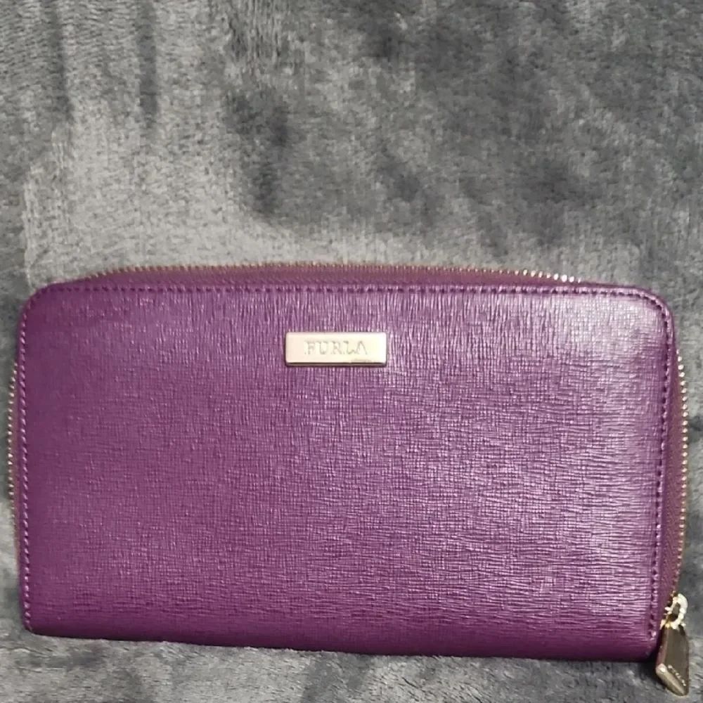 Furla Plum Textured Wallet